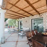 Villa Pietraserena By Elite Villas